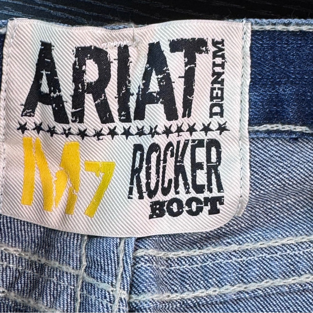 Ariat Men's Light Blue Bootcut Jeans - Picture 11 of 14